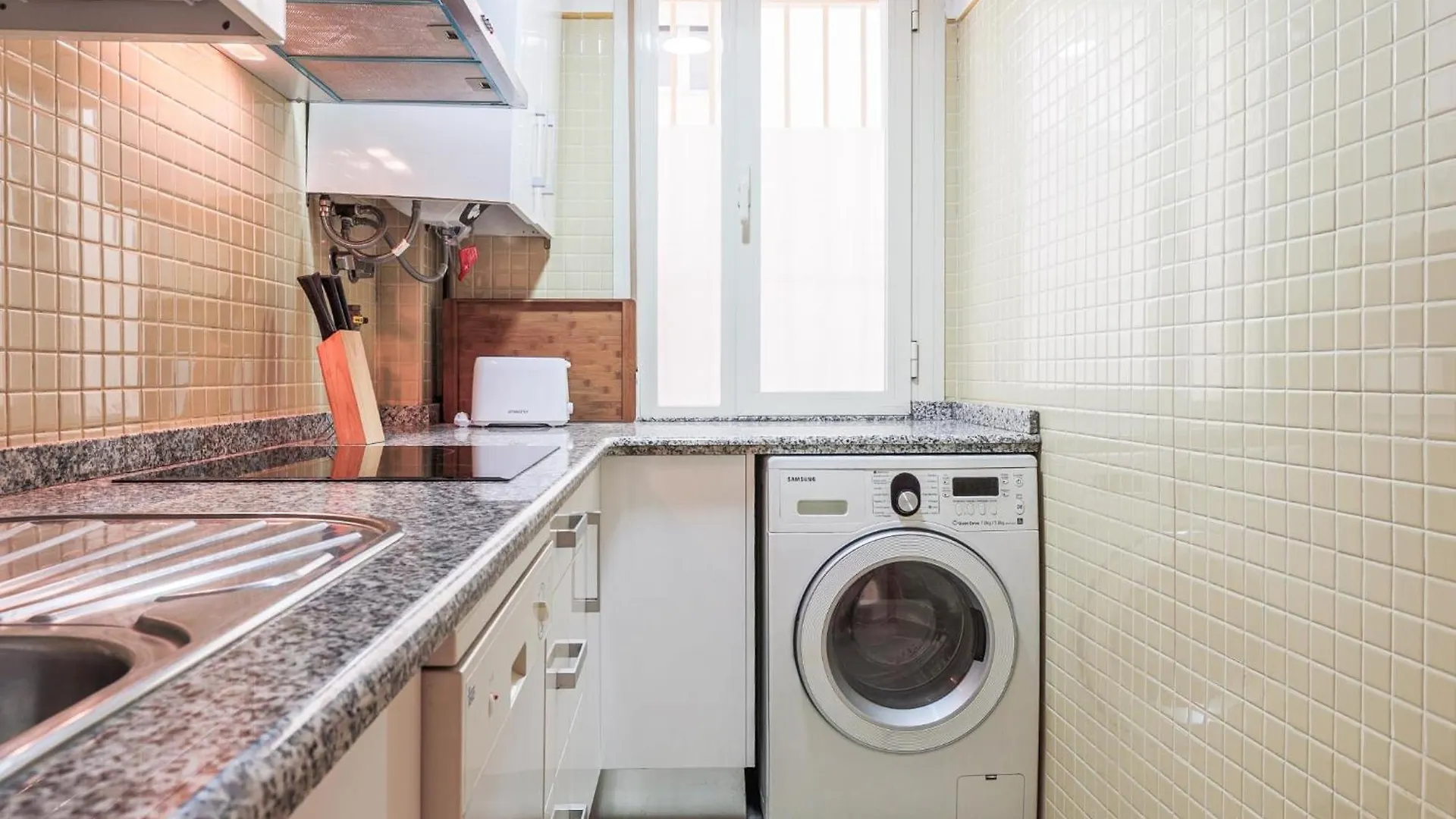 Bonito Apt Duplex 2 Hab 2 Banos 세비야 아파트