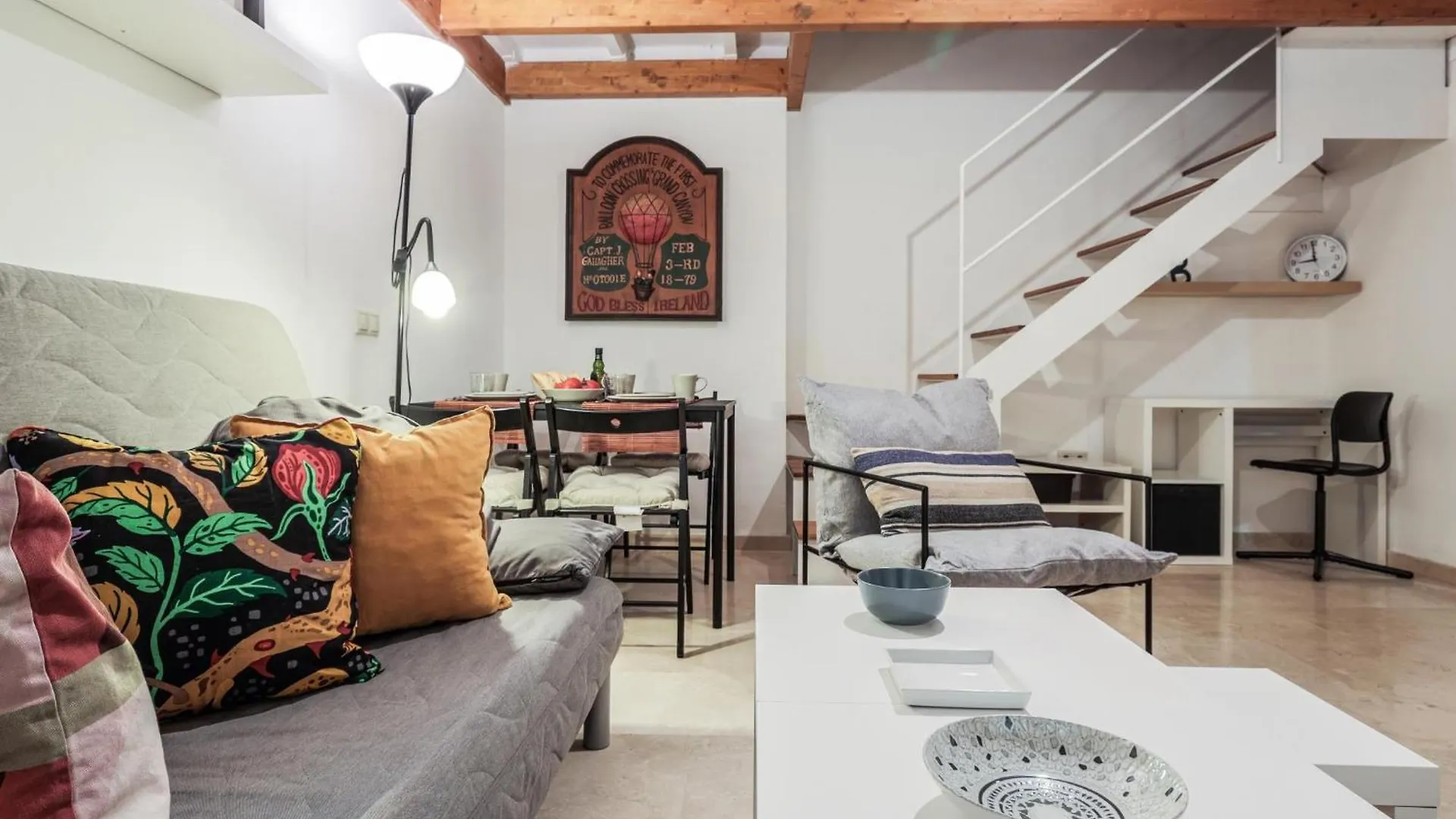 아파트 Bonito Apt Duplex 2 Hab 2 Banos 세비야 스페인